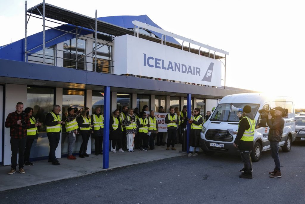 6b5276f1500433f2f9cae161f4377b19b2814a4623c3b056034a1589298f77a5.jpg